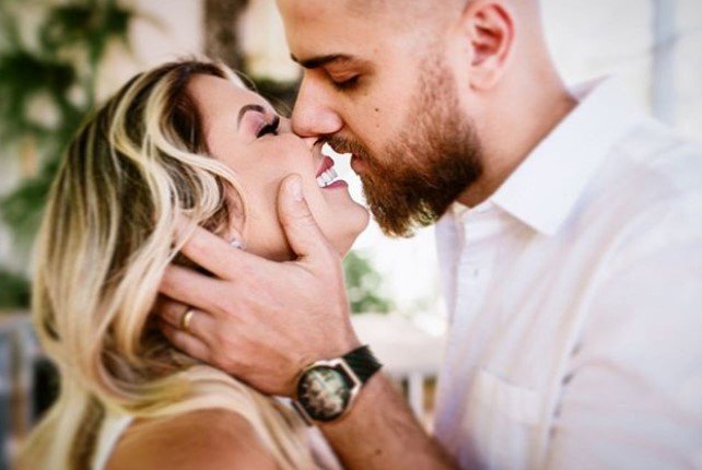 Resultado de imagem para Z&eacute; Neto e Nat&aacute;lia Toscano (Foto: Reprodu&ccedil;&atilde;o/Instagram)