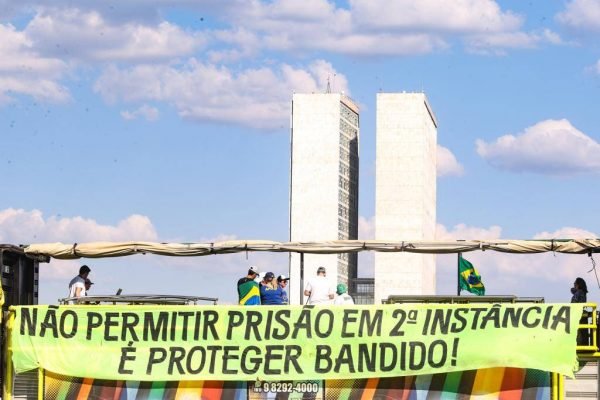 vem pra rua protesto stf brasília esplanada