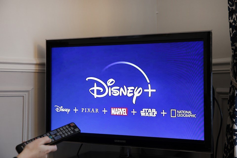 Disney vai fechar 100 canais de TV no mundo: Brasil pode ser afetado