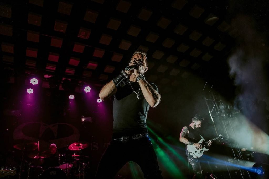 Scott Stapp Faz Show Com Hits Do Creed E Músicas Solo Em Brasília ...