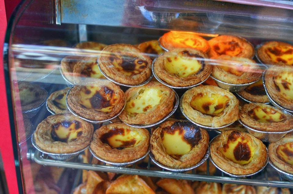 Selling portugese egg tart display