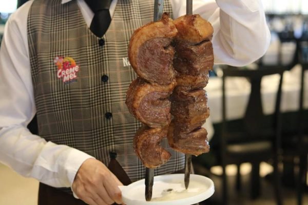 Nativas Grill churrascaria inaugura primeira unidade em