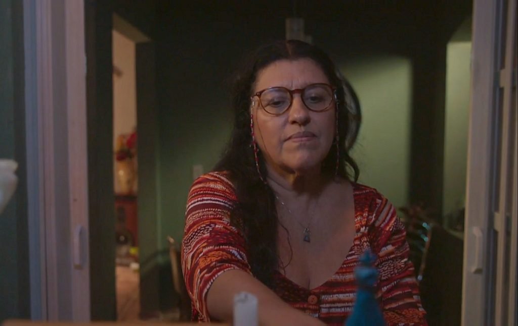 Lurdes (Regina Casé)