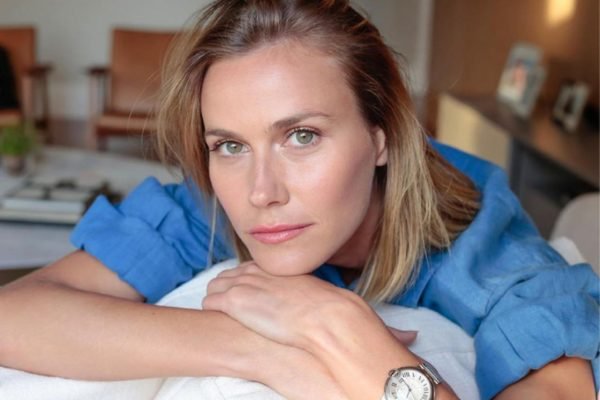 Renata Kuerten relata crise de pânico no puerpério: “Tremedeira”