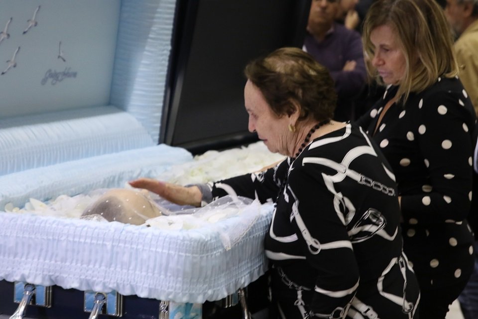 Emocionado Padre Fabio De Melo Manda Recado Para Mae De Gugu