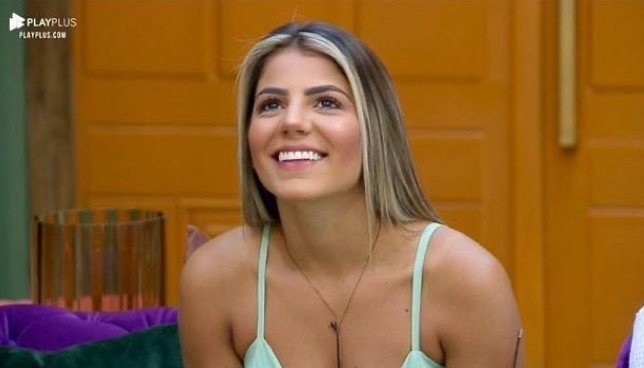 Hariany Almeida em A Fazenda