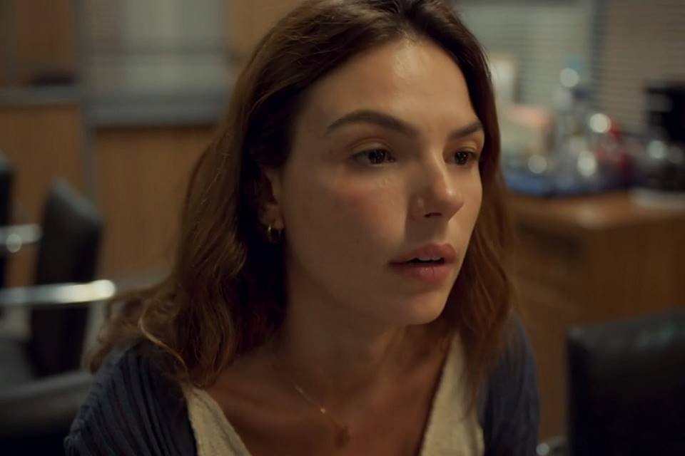 Betina (Isis Valverde) em Amor de Mãe