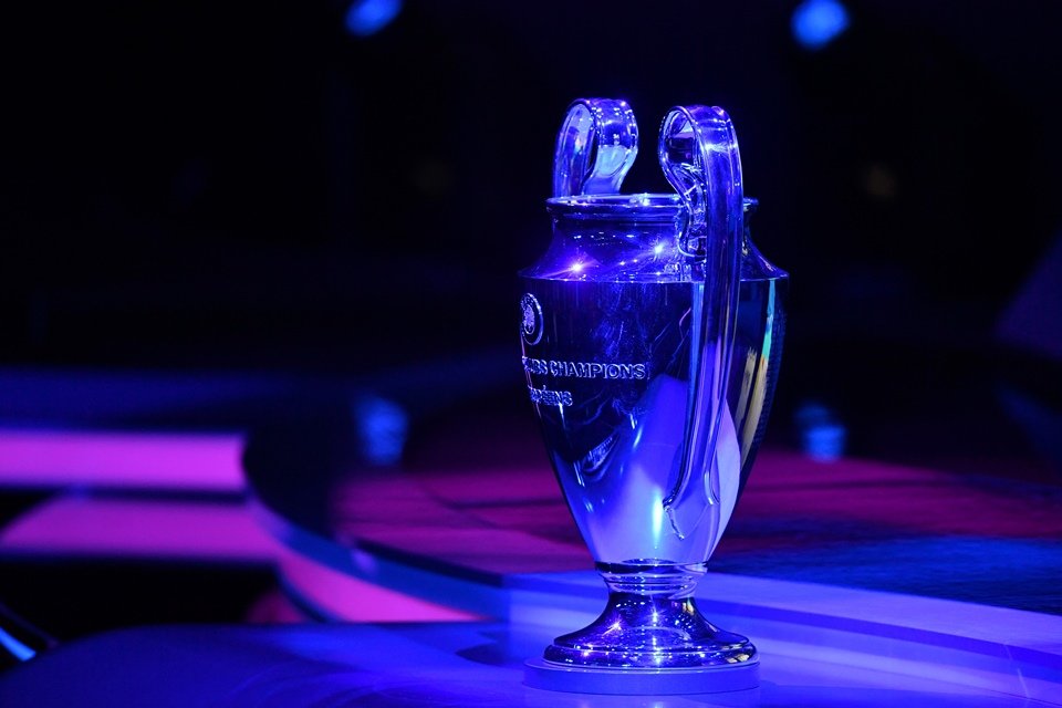 Uefa define jogos das oitavas de final da Liga dos Campeões da