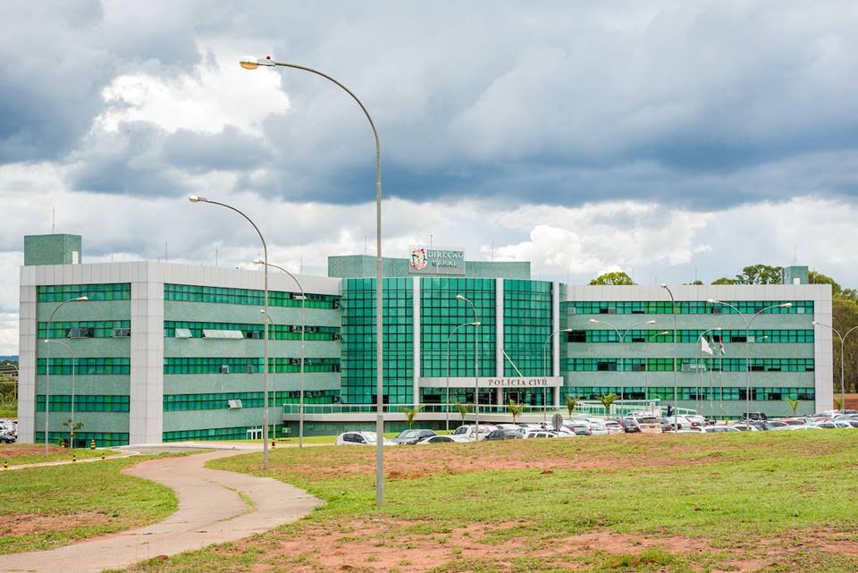 Prédio verde da PCDF