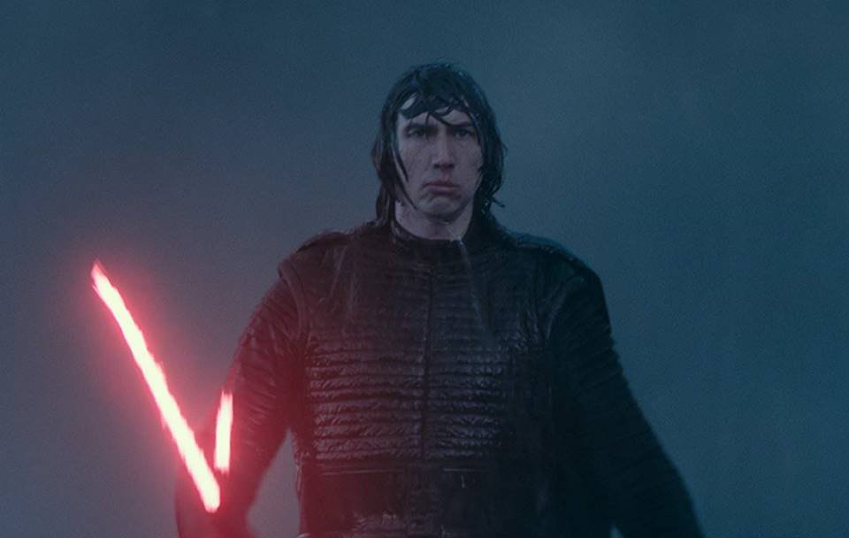 Adam Driver passou mal ao assistir cena de Star Wars: O Despertar