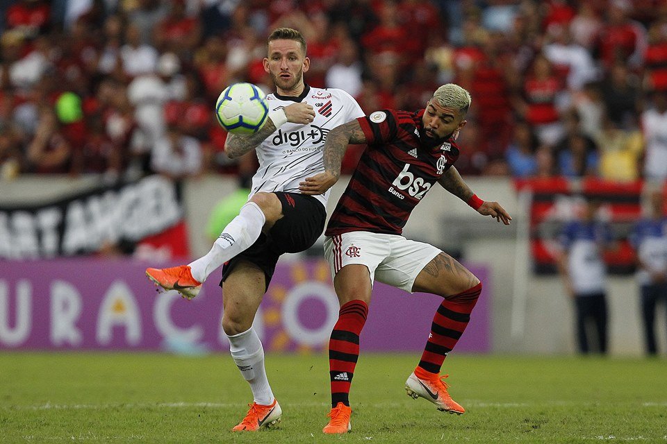 Estudo mostra que Brasileirão é campeão mundial em trocar técnicos