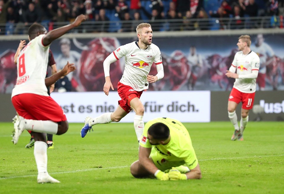 RB Leipzig Derrota Augsburg E Assegura Liderança; Bayern Vence | Metrópoles