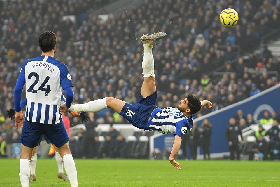 Empate entre Brighton e Chelsea marca primeiro jogo com público na