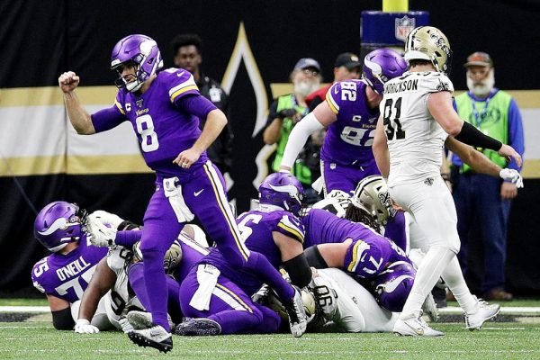 Wild Card Round – Minnesota Vikings v New Orleans Saints