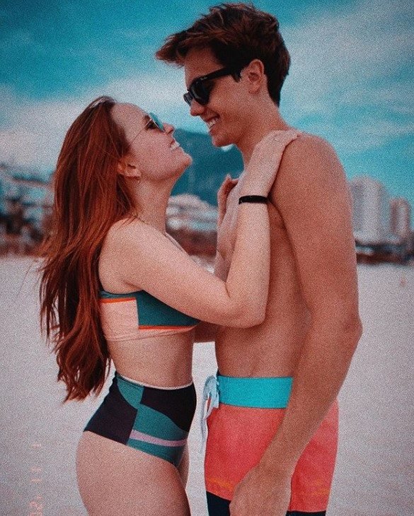 Larissa Manoela e Léo Cidade