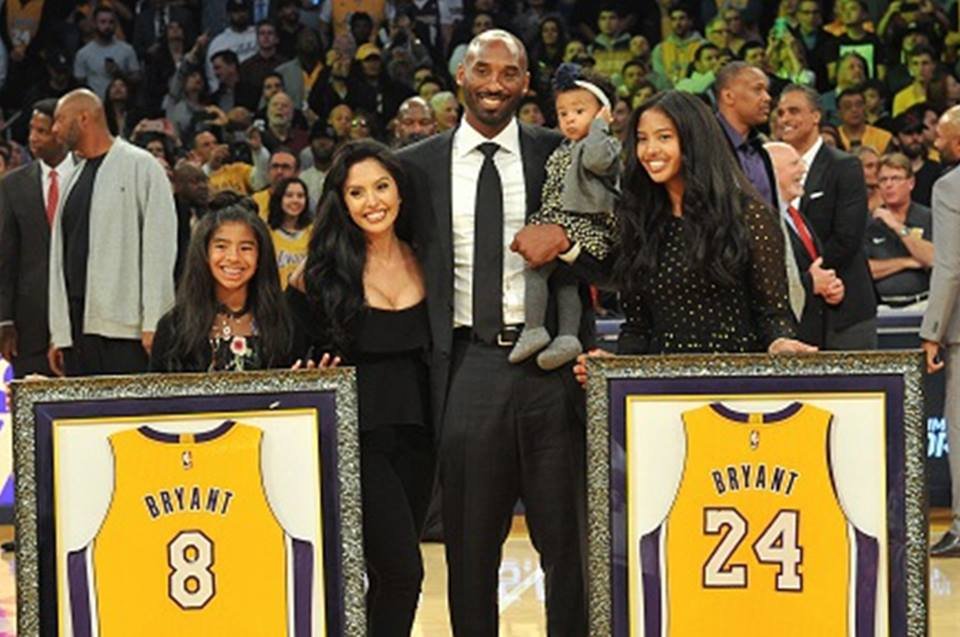 Acidente mata ex-jogador de basquete Kobe Bryant e a filha