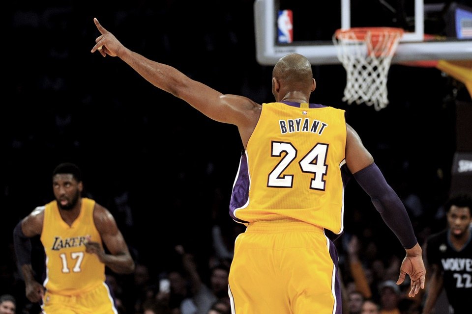 NBA: Lakers perde para Clippers em jogo crucial para definição dos