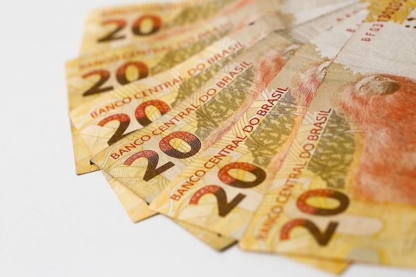 Brasília(DF), 06/10/2015 - Notas de dinheiro - Real é a moeda usado no Brasil - Foto: Daniel Ferreira/Metrópoles