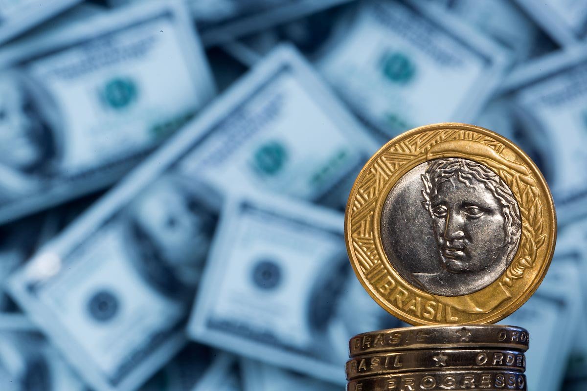 Dólar fecha aos R$ 5,58 e sobe 7,46% em 2021