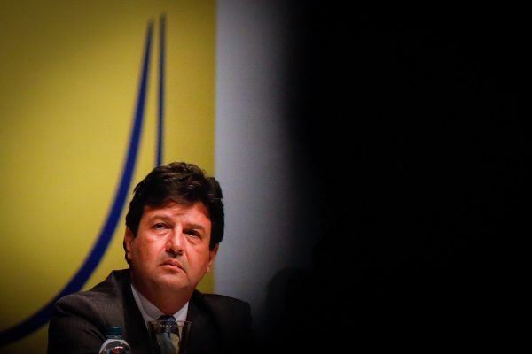 União Brasil descarta Mandetta para não trombar com Bolsonaro