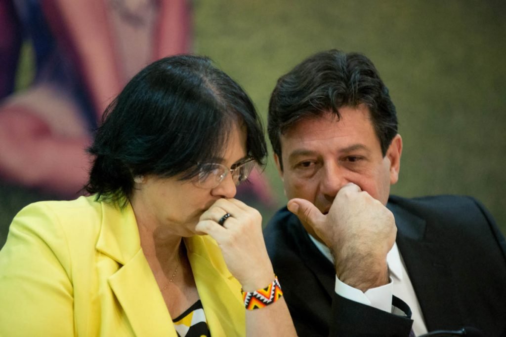 Brasília (DF), 17/09/19. Damares Alves (ministra da mulher, família e direitos humanos). Luiz Henrique Mandetta (ministro da saúde). Ministério da Saúde e da Mulher lança Campanha de Valorização a vida - combate a depressão. Foto: Rafaela Felicciano/Metrópoles