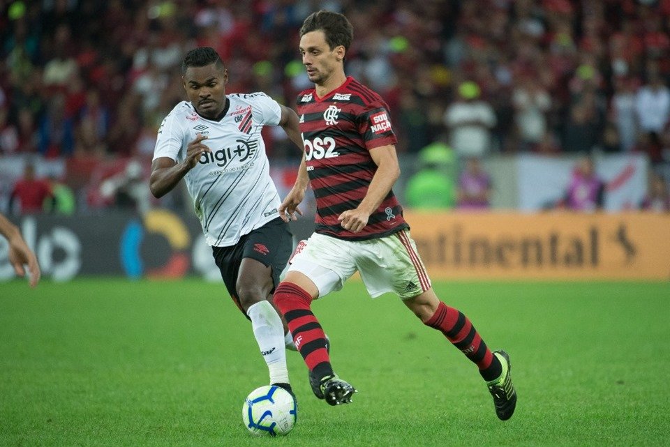 Emissora irá transmitir todos os jogos do Flamengo no Campeonato Carioca