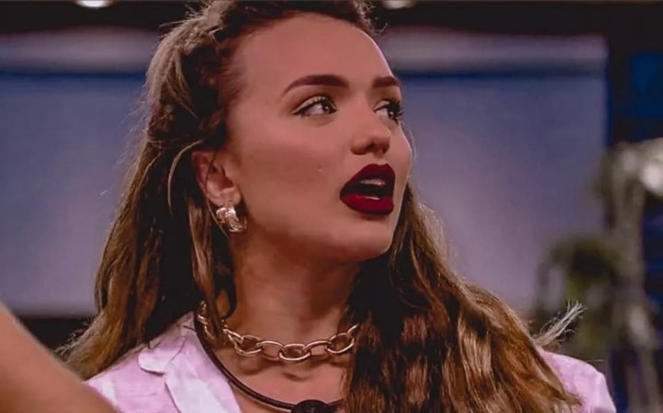 BBB20: saiba a marca do batom de R$ 20 usado por Rafa Kalimann
