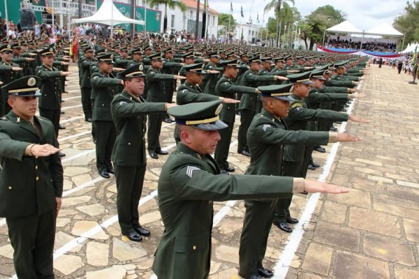 Concurso: Exército Brasileiro tem 1.100 vagas abertas - Vagas Pelo Mundo