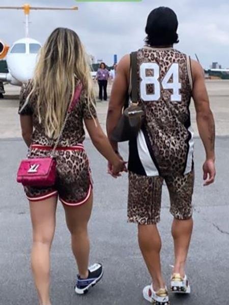 Hulk Paraíba e Camila combinando