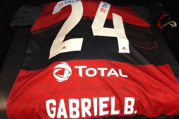 Gabigol usará a camisa 24 do Flamengo na final da Taça Guanabara