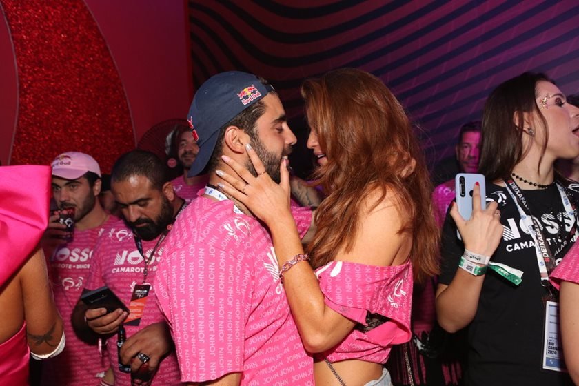 Pedro Scooby e Cíntia Dicker no Carnaval