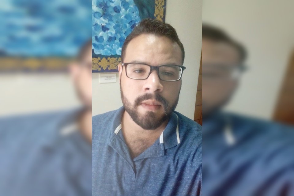 Professor Hebert foi assassinado em parada de ônibus no Pistão Sul