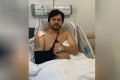 Deputado Claudio Abrantes caminha após passar por cirurgia na coluna