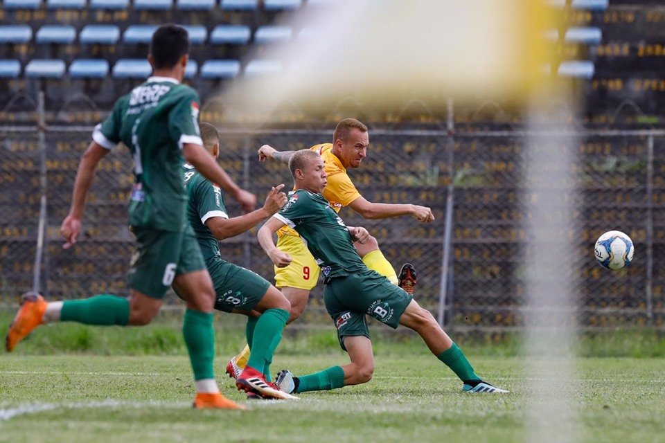 Após nova goleada, Brasiliense garante classificação no Candangão