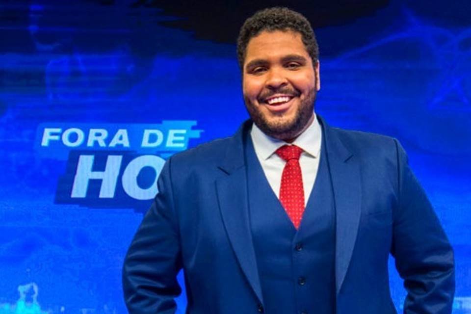 Eu tô na Globo, mas não tô fazendo a novela das 9", diz Paulo Vieira