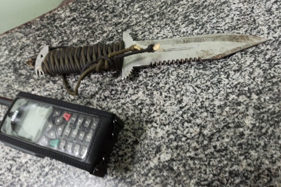 Faca de combate apreendida pela PMDF