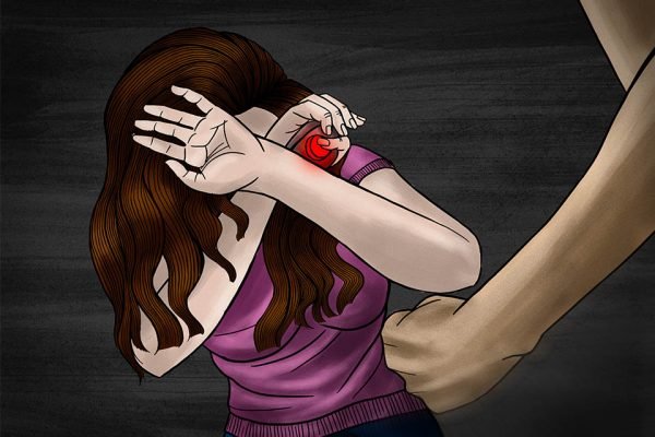 ilustração de mulher sendo ameaçada e com botão do pânico na mão