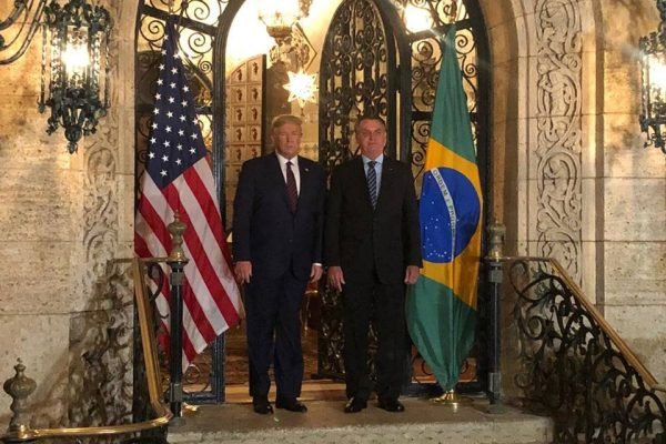 Trump recebe Bolsonaro para jantar nos EUA