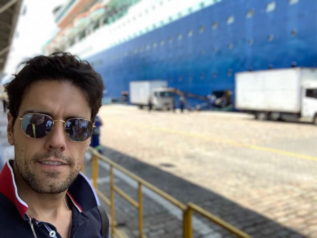 tenor thiago arancam ex-namorado paula fernandes