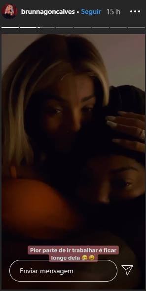 Ludmilla e Brunna Gonçalves abraçadas