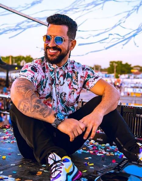 Dennis DJ