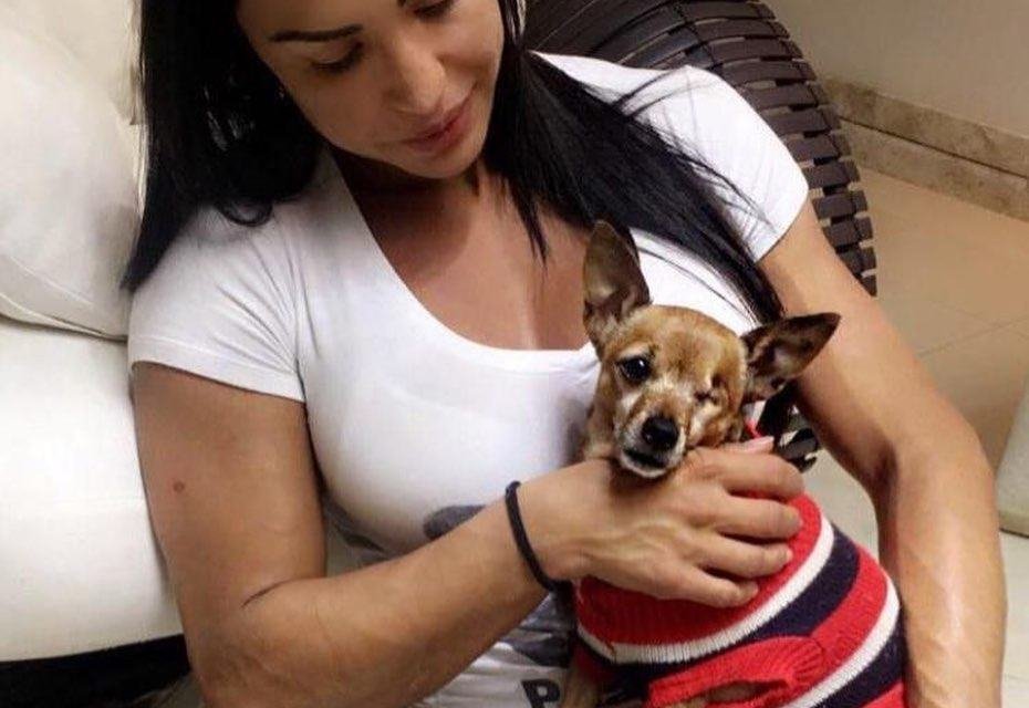 gracyanne barbosa e rambo no colo