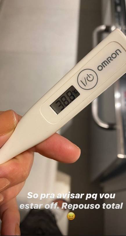 Termômetro de Gabriela Pugliesi mostrando 38,8ºC