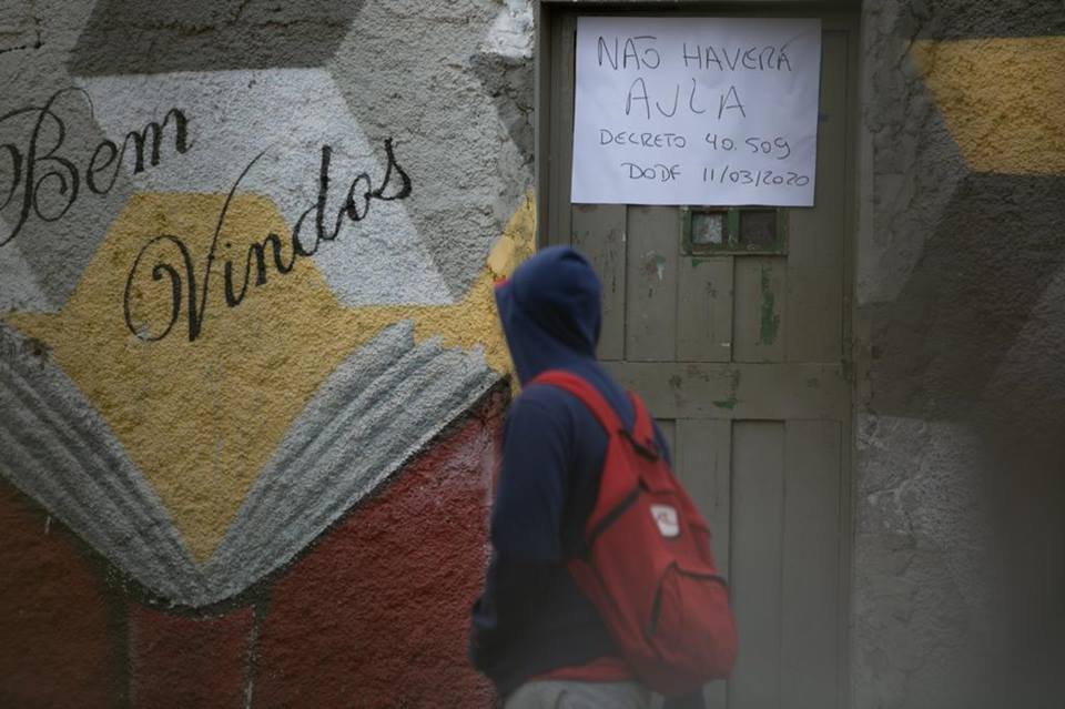 Aviso no CEF 01 do Riacho Fundo 2: sem aulas por causa do coronavírus