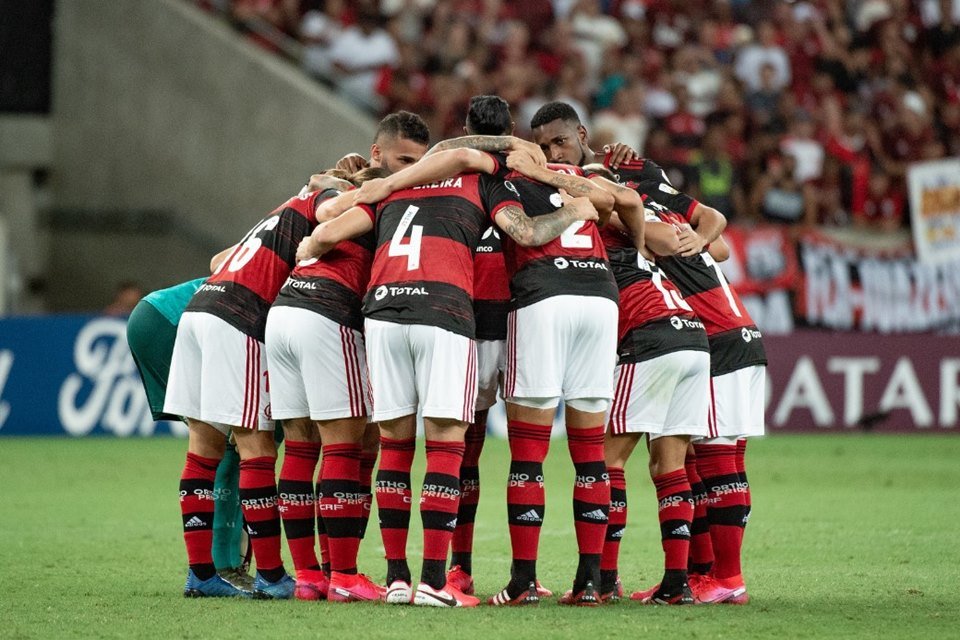 Jogadores do Flamengo são vacinados contra a covid-19 FlaResenha