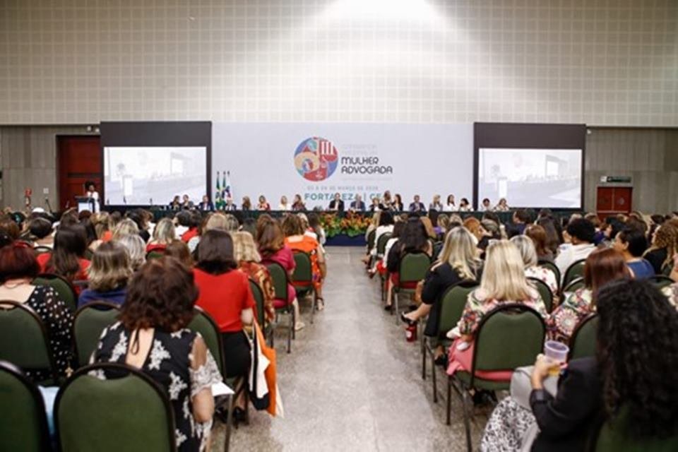 Auditório da Conferência Nacional da Mulher Advogada, em Fortaleza (CE)