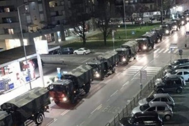Militares retiram corpos dos hospitais