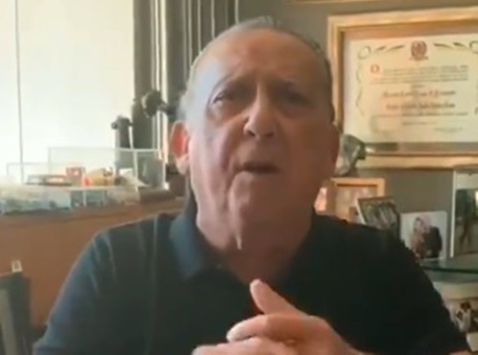 Galvão Bueno em casa