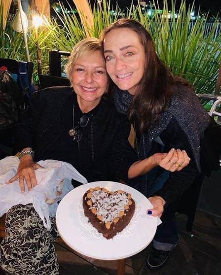 Marianne Ebert com amiga