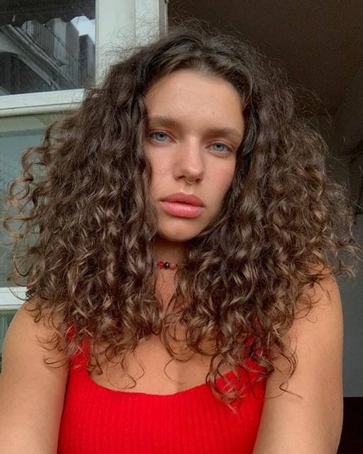 Atriz Bruna Linzmeyer